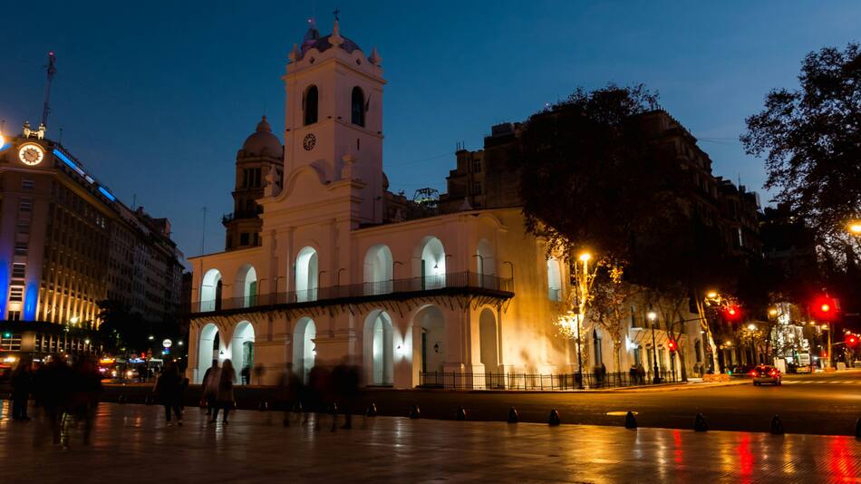 Las paredes del Cabildo, testigos de la Revolución de Mayo. Foto: Unsplash
