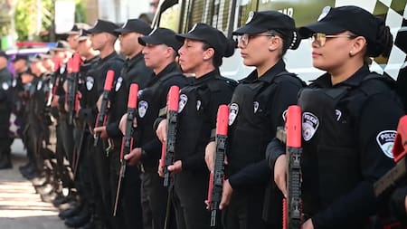 La Policía Municipal de Escobar usó armas no letales Byrna para reducir a un delincuente.