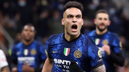 Festejo de Lautaro Martínez para el Inter ante el Spezia, AGENCIA EFE