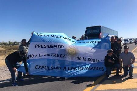Caravana contra la sesión de tierras a mapuches en Mendoza_Twitter/Mendozatoday