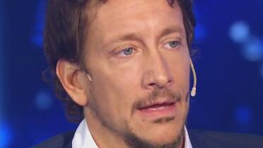 “Nos estamos divorciando”: Nico Vázquez rompió el silencio sobre la infidelidad de Gimena Accardi