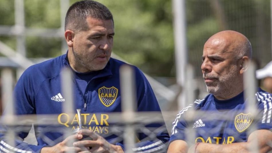 Juan Román Riquelme y Chicho Serna, Boca. Foto: NA.