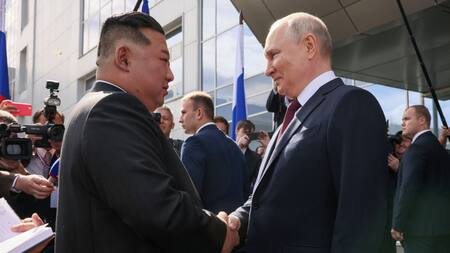 Cumbre entre Vladimir Putin y Kim Jong-un. Foto: Reuters.