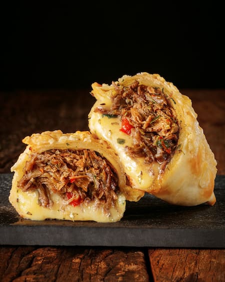 Empanada de Mi Gusto, sabor vacío y provolone