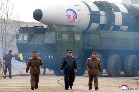 Kim Jong-un en prueba de proyectiles en Corea del Norte. Foto: Reuters.