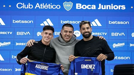 Brian Aguirre; Juan Román Riquelme y Milton Giménez. Foto: X @BocaJrsOficial.