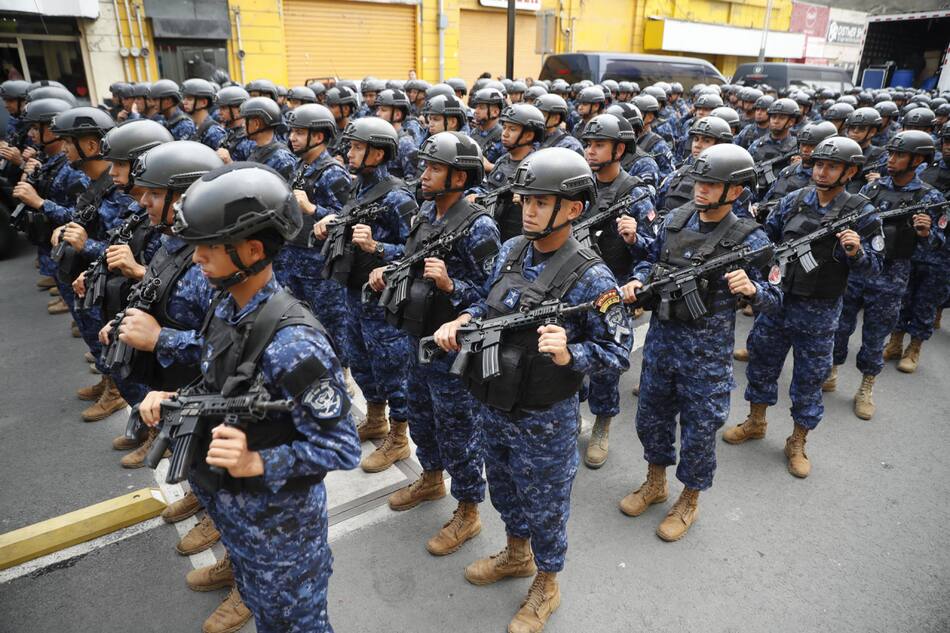 Despliegue policial en la asunción de Nayib Bukele, presidente de El Salvador. Foto: EFE.