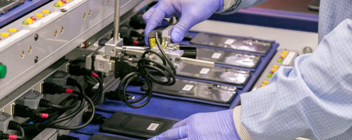La producción de celulares es uno de los principales segmentos de la industria electrónica de Tierra del Fuego