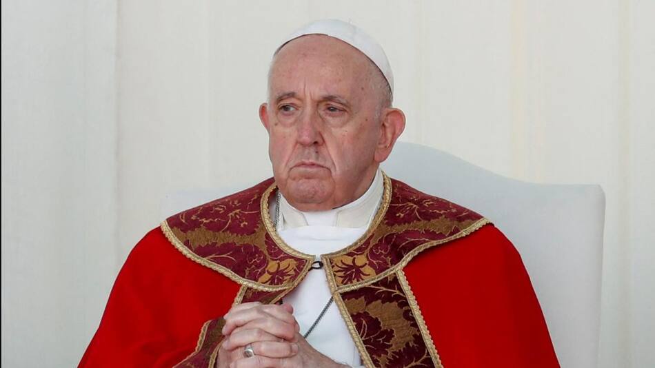 Papa en Kazajistán_Reuters