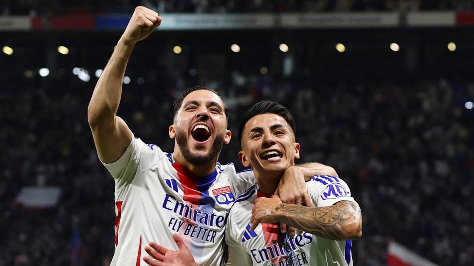 Thiago Almada, Olympique de Lyon vs Manchester United. Foto: Reuters/Gonzalo Fuentes