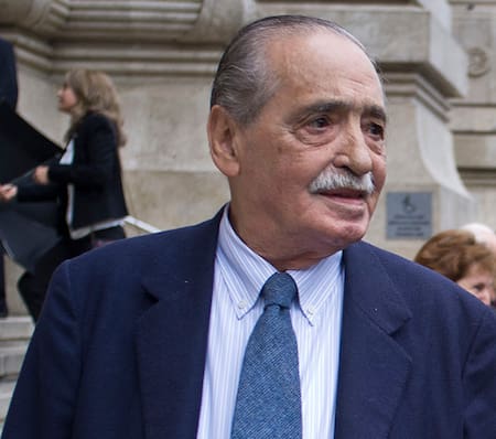 Julio César Strassera (NA)