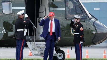 Donald Trump se reunió con su equipo para analizar un posible bombardeo contra Irán. Foto: Reuters/Ken Cedeno