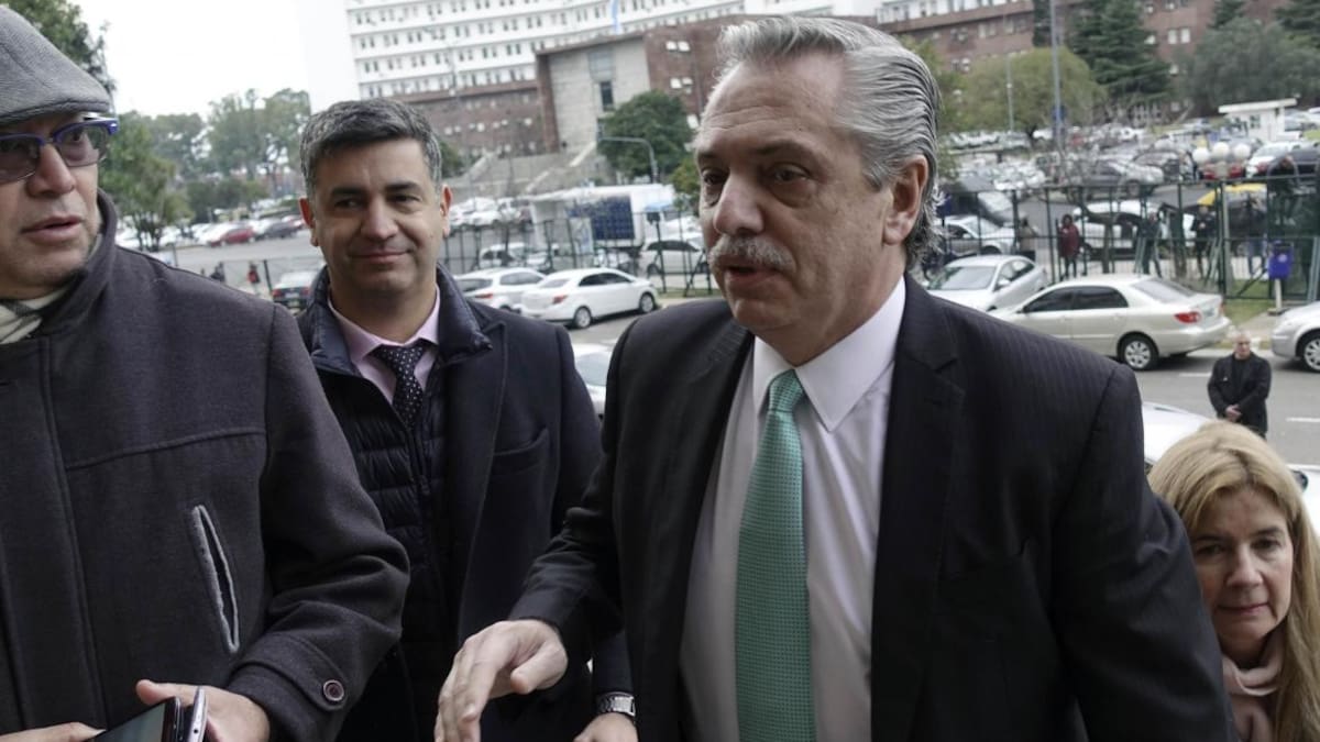 Alberto Fernández en Comodoro Py (Agencia NA)