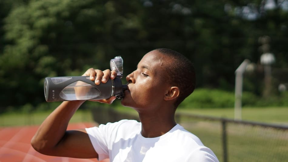 Botellas de agua. Foto: Unsplash.