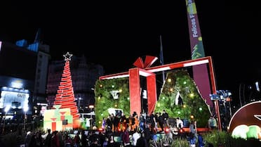 El Paseo de Navidad llega a Buenos Aires con un sorprendente jardín lumínico y entrada gratis: a qué hora se prenden las luces y cuándo estará Papá Noel