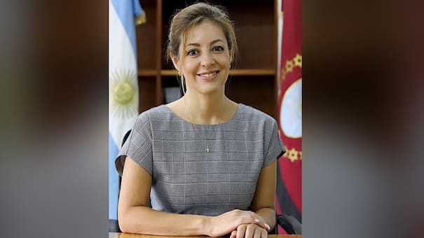 Armado del equipo: Massa designó a Flavia Royón al frente de la Secretaría de Energía