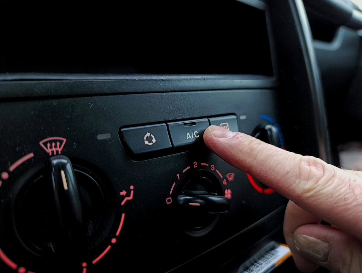 Aire acondicionado, auto. Foto: Pexels.