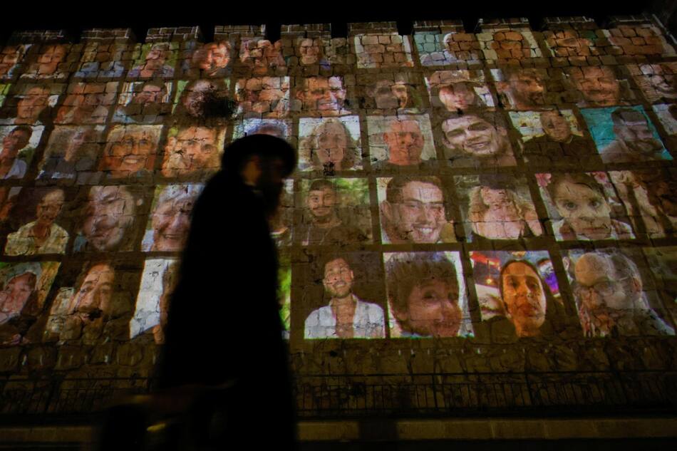 Manifestaciones israelíes a un mes del ataque terrorista de Hamas. Foto: Reuters.