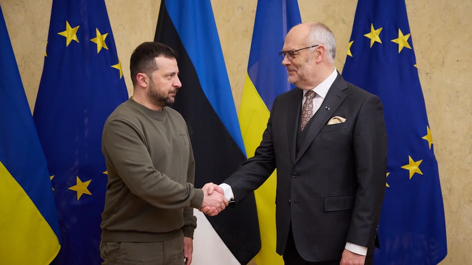 El presidente ucraniano Volodymyr Zelensky visita Estonia. Foto: EFE