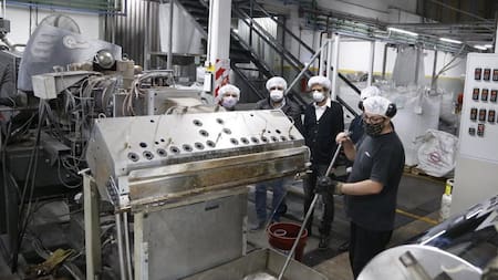 Industria, industria argentina, actividad industrial, NA