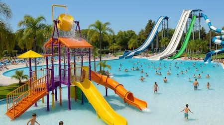 El parque acuático ideal para que los chicos disfruten el fin de semana largo de marzo en Buenos Aires