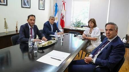 Maximiliano Ferraro, Gerardo Morales, Patricia Bullrich y Miguel Angel Pichetto, los presidentes de los partidos que integran JxC