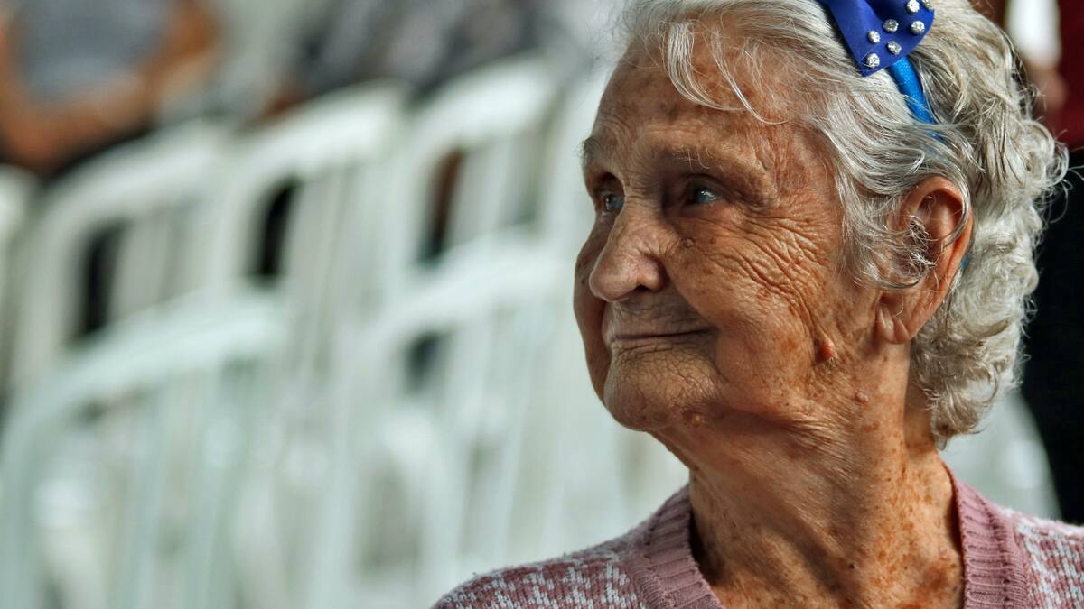 Relacionan el excesivo sedentarismo con un mayor riesgo de demencia en la tercera edad. Foto: EFE