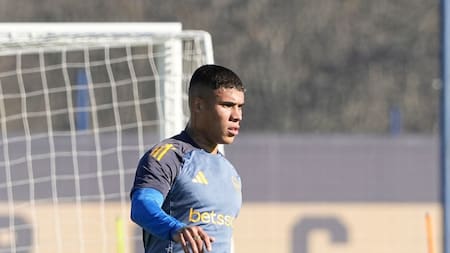 Ayrton Costa; Boca. Foto: X BocaJrsOficial.