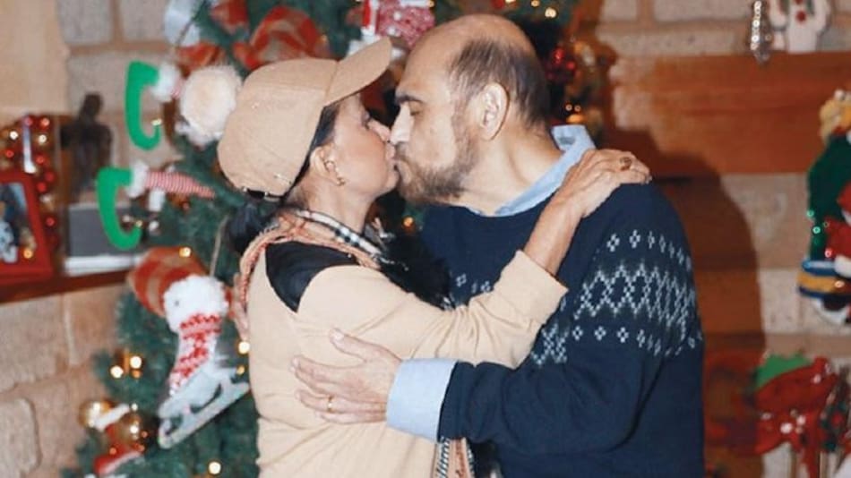 La "Chilindrina" y el Señor Barriga, beso