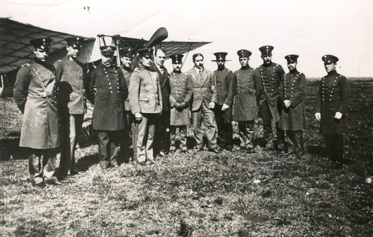 El Día de la Fuerza Aérea Argentina recuerda la creación de la Escuela de Aviación Militar en 1912