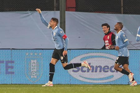 Federico Valverde convirtió en el triunfo ante Chile. Foto: EFE.