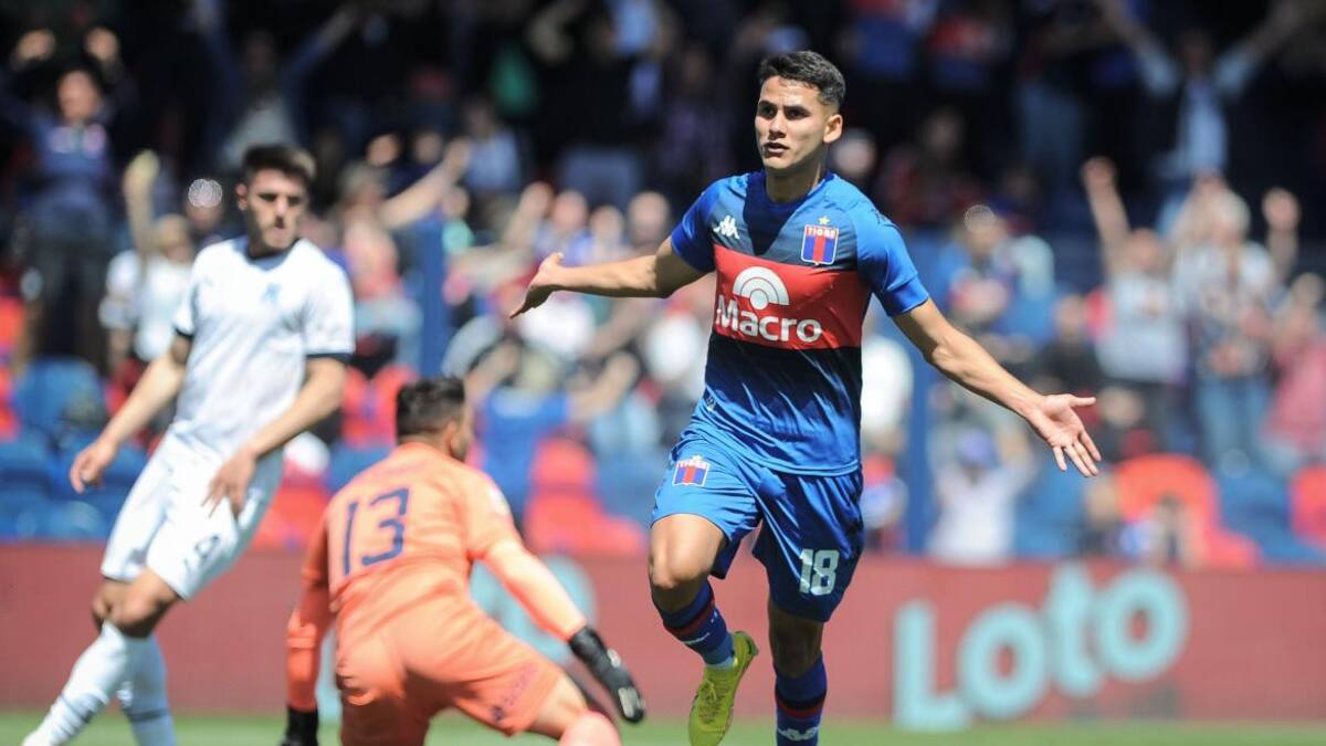 Blas Armoa, autor de un doblete en Tigre-Independiente. Foto: Télam.