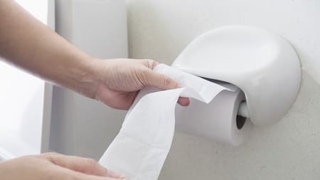 Lo dice la OMS: por qué el papel higiénico no es un elemento de limpieza efectivo para la piel