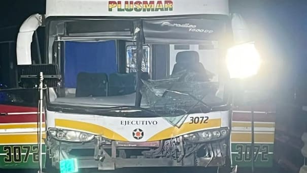 Tres micros con hinchas de Estudiantes chocaron cuando iban hacia Santiago del Estero por la final del Torneo Clausura