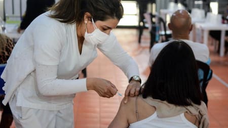 Vacunación, coronavirus en Argentina, NA