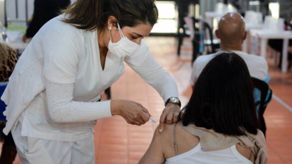 Vacunación, coronavirus en Argentina, NA