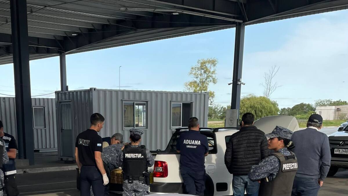 Operativo Aduana en la frontera con Uruguay