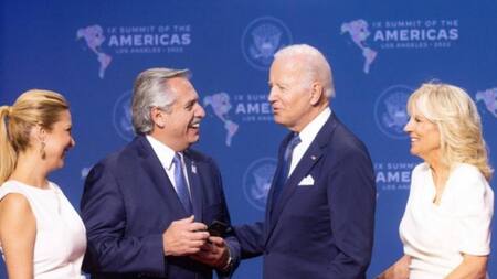 Alberto Fernández y Joe Biden en la Cumbre de las Américas. Foto: NA.