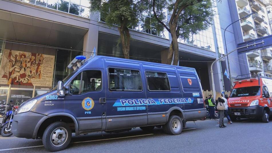 Un joven de 18 años fue condenado por amenazas de bomba a una escuela de Tres de Febrero, NA