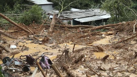 Violento temporal en San Pablo: hay decenas de muertos y continúan los trabajos de rescate. EFE