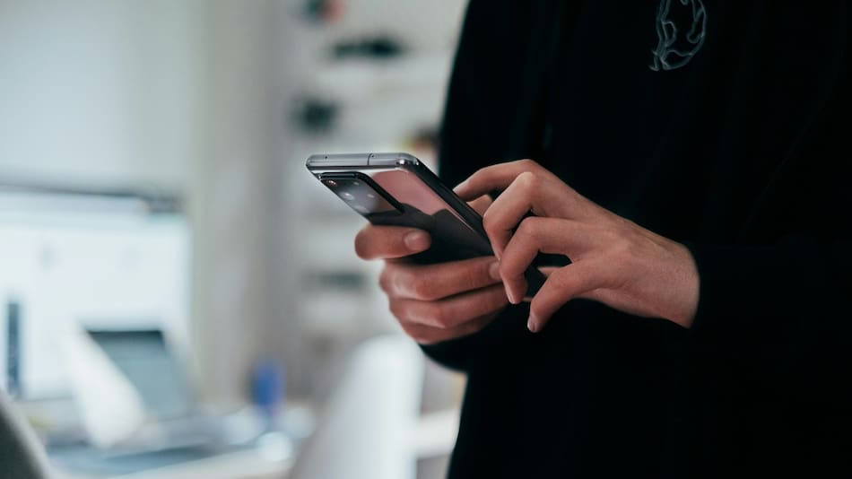 Mercado Libre ofrece celulares con más de 60% de descuentos.