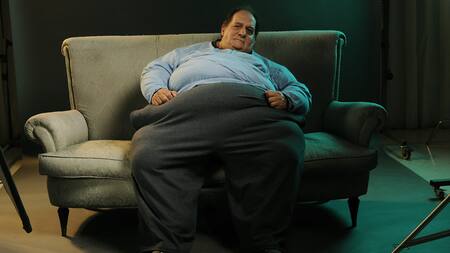 La Ballena llega al teatro con Julio Chávez y gran elenco. Foto: Rimas Producciones