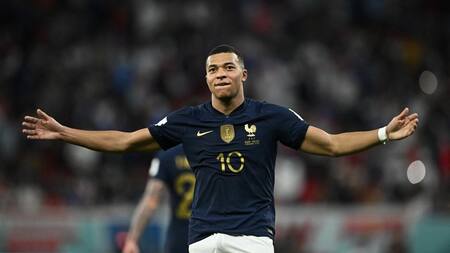 Kylian Mbappé igualó a Messi; Francia-Polonia; Qatar 2022. Foto: Reuters.