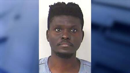 El padre del niño, James Fidele,olvidado en el auto. Foto: Fox Orlando