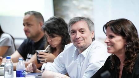 Máximo Kirchner en el planerio de Unidos y Organizados. Foto: Prensa.