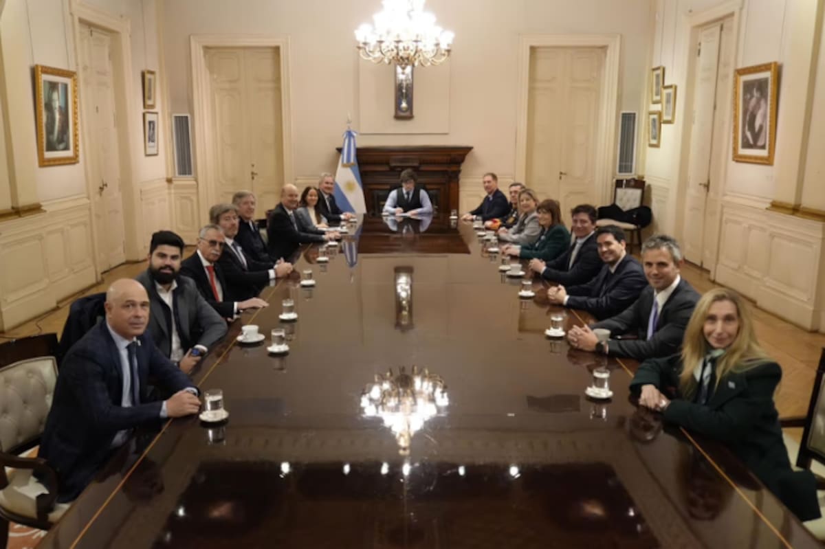 Javier Milei encabezó una nueva reunión de Gabinete en Casa Rosada.