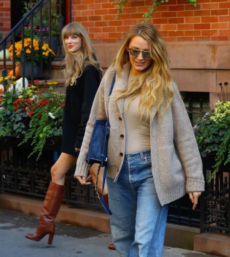 Taylor Swift y Blake Lively. Fuente: X KaiseratCB