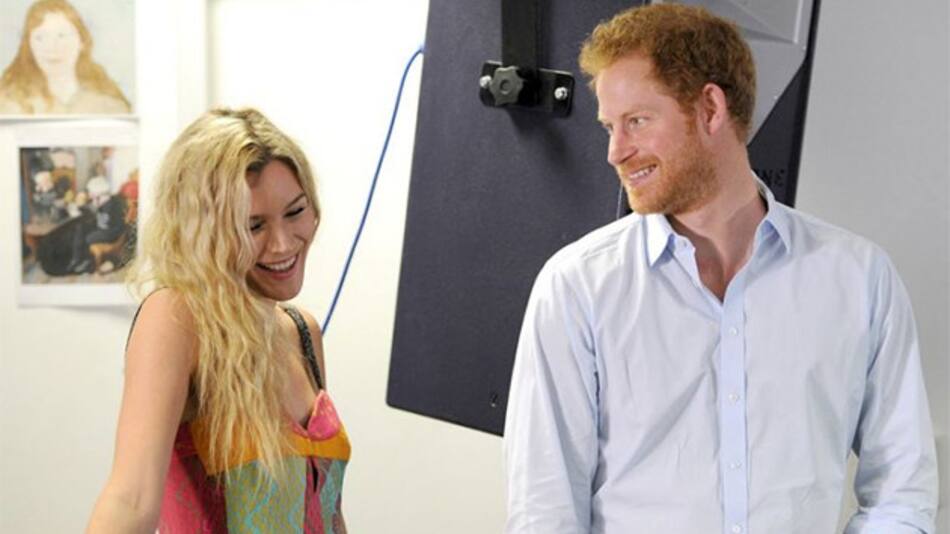 El príncipe Harry y Joss Stone