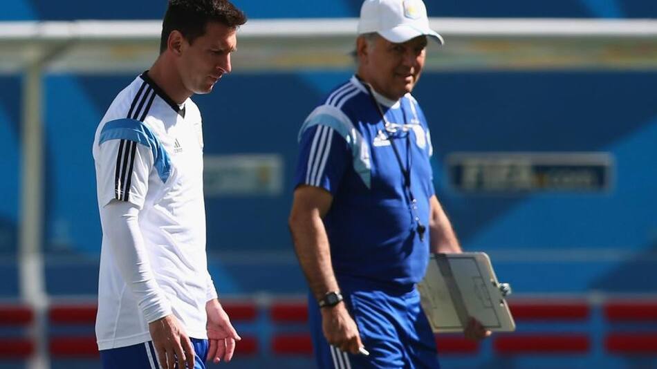 Lionel Messi y Alejandro Sabella, foto NA