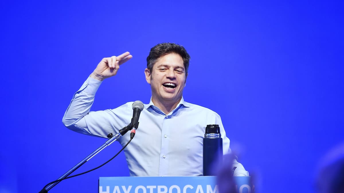 El Gobernador bonaerense en el plenario de Movimiento Derecho al Futuro